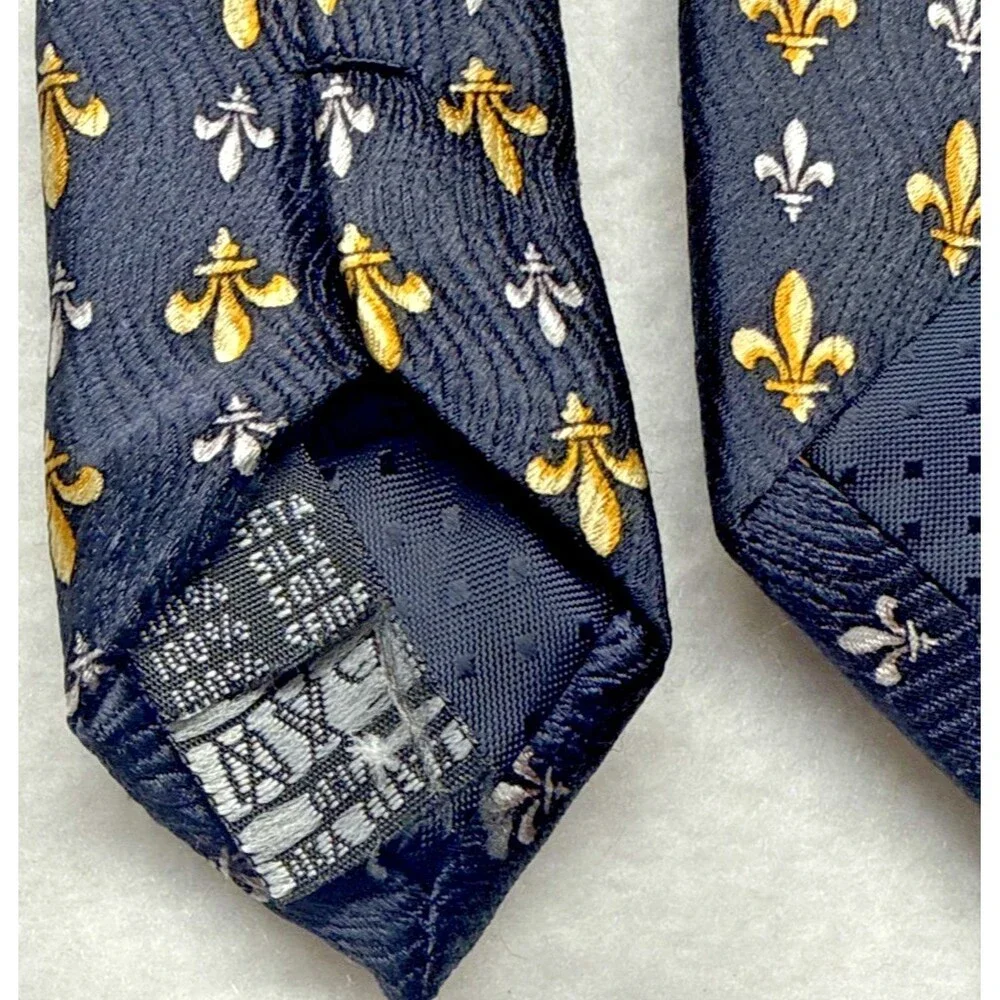 Roger L Paris 100% Silk Tie Black Gold Fleur De Lis Made in France Necktie